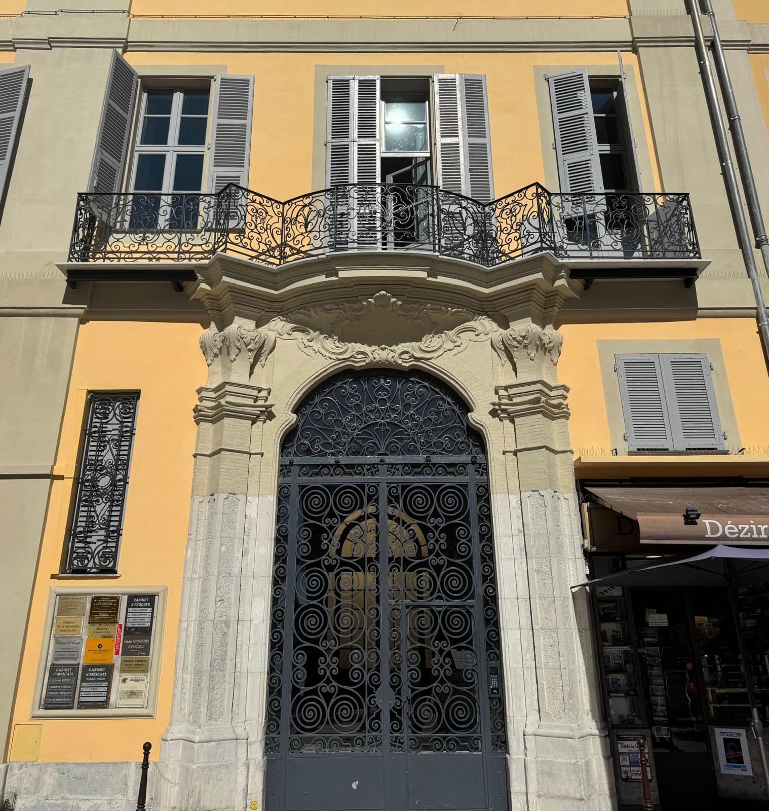 Façade du Palais d'York